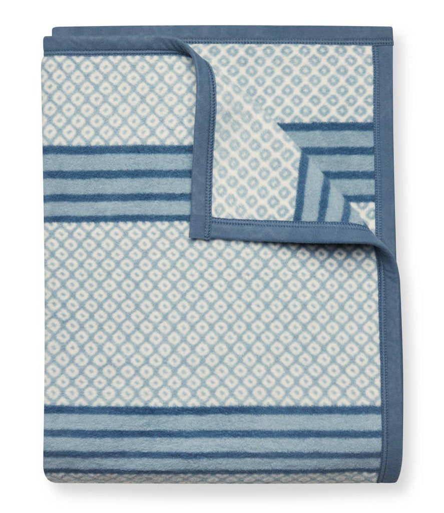 Captain's Classic Fog Blanket - Nested