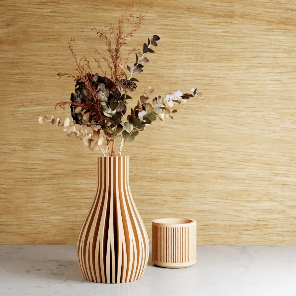 Willow Vase - Nested