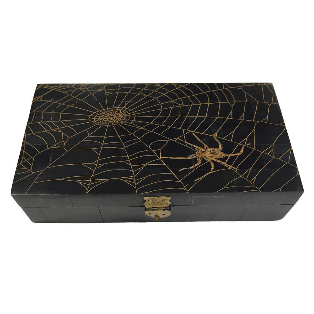 Spider in Web Engraved Horn Box - Nested