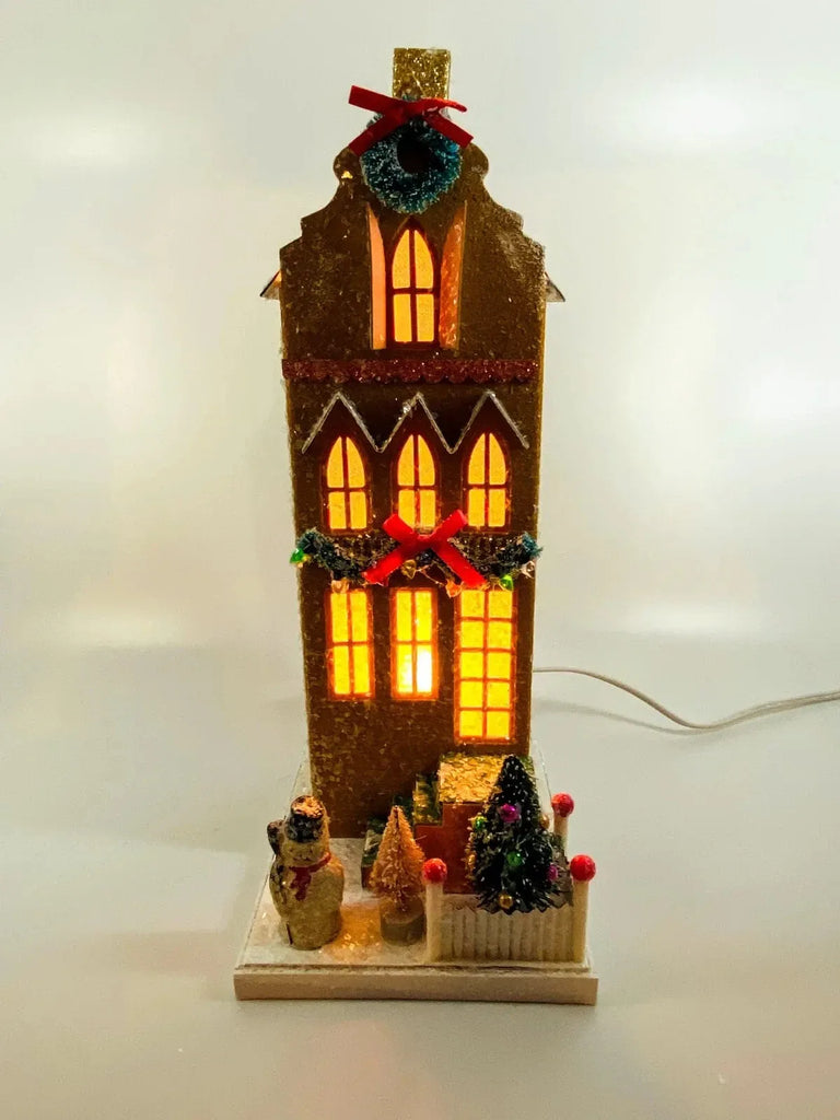 Mustard Townhouse - Nested Design