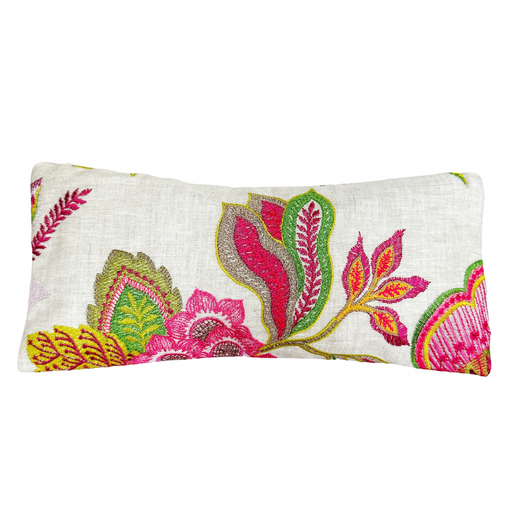 Pouch in Embroidered Floral Pattern - Nested