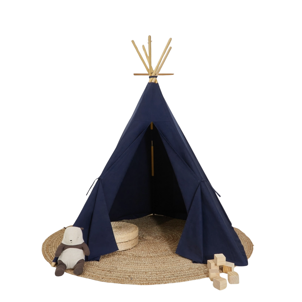 Hettie Teepee - Nested