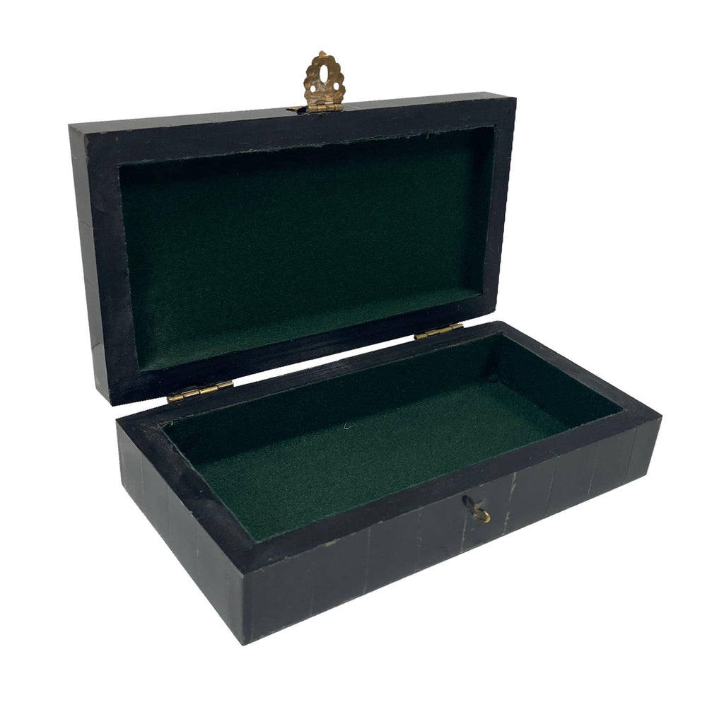 Deer Running Engraved Horn Box - Nested