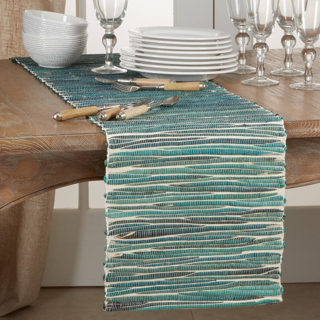 Water Hyacinth Runner - Nested Designs