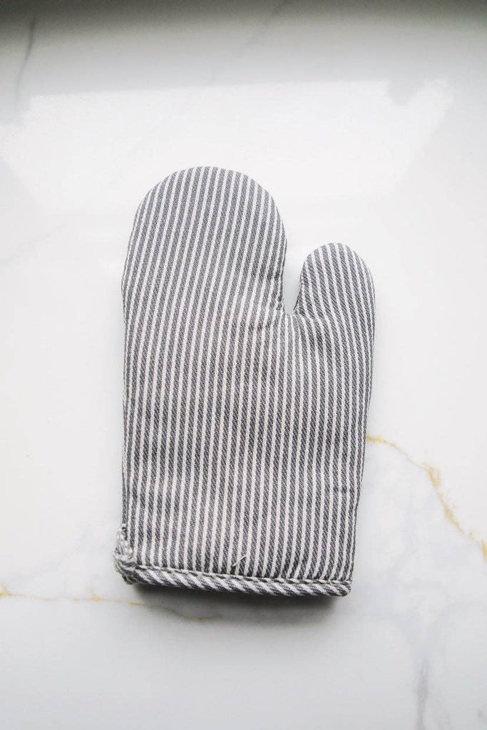 Simple Stripe Oven Mitt - Nested Designs