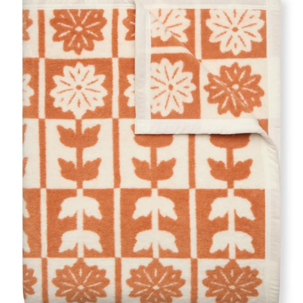 Floral Quilt Rust Blanket - Nested