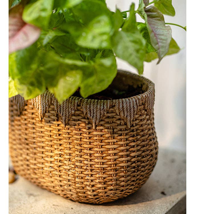 Lady Straw Basket Cement Planter - Nested